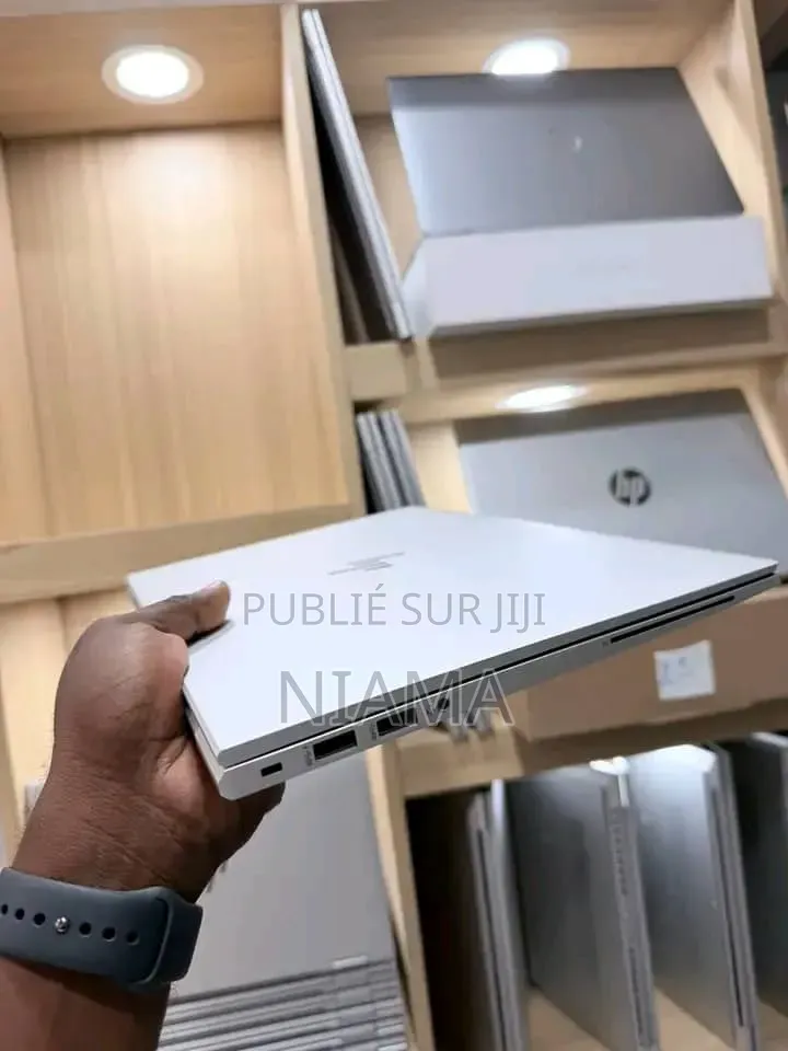 Nouveau HP EliteBook 840 G7 8GB Intel Core i5 SSD 512GB