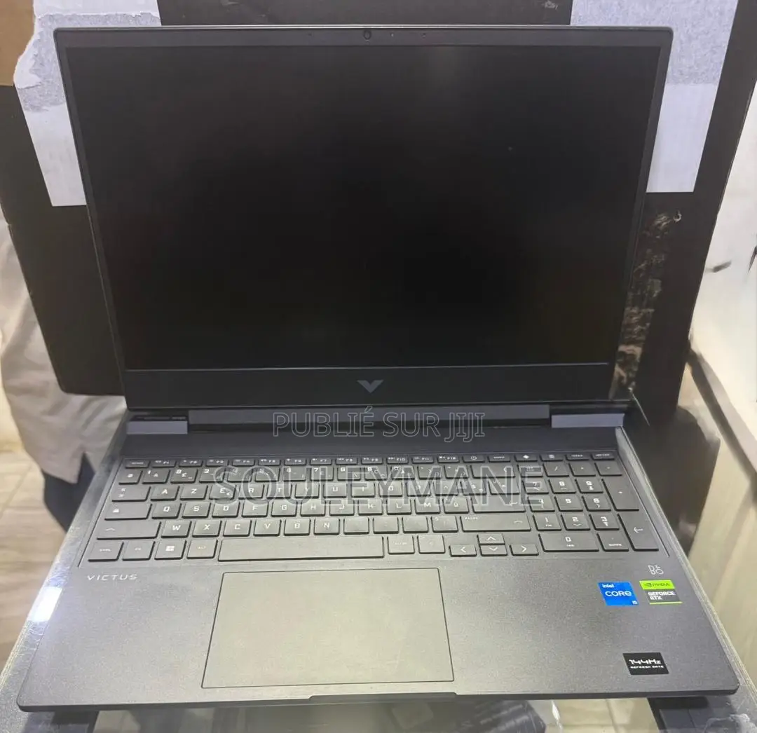 Nouveau Ordinateur portable HP Victus 15 16GB Intel Core i5 SSD 512GB
