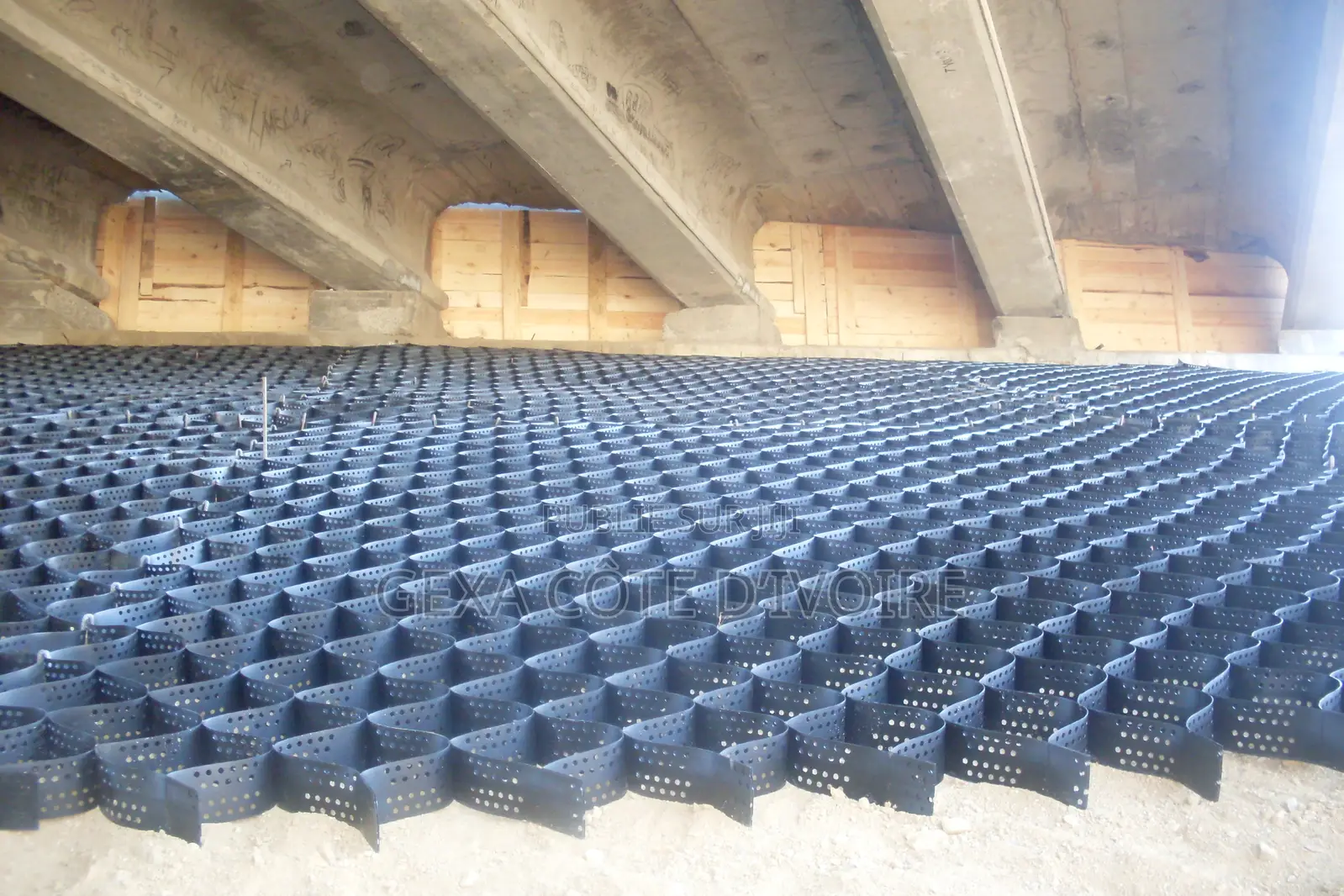 GEOSPAN GCP 30/20 – Géocellule Stabilisation Des Sols – 18,9 M2