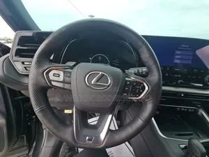 Nouveau Lexus TX 2026 Noir