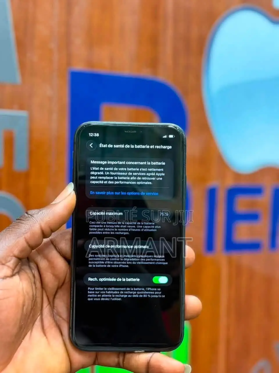Nouveau Apple iPhone 11 64 GB Noir