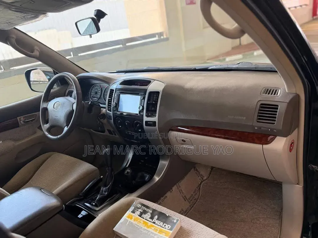 Toyota Land Cruiser Prado 2017 Noir