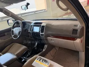 Toyota Land Cruiser Prado 2017 Noir