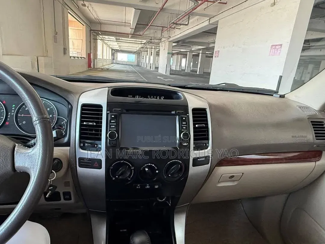 Toyota Land Cruiser Prado 2017 Noir