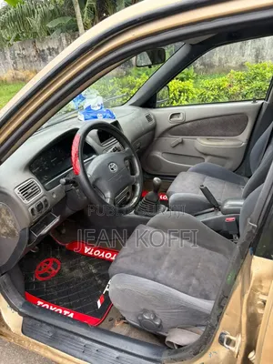 Toyota Corolla 2000 Beige
