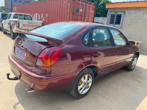 Toyota Corolla 2002 Rouge