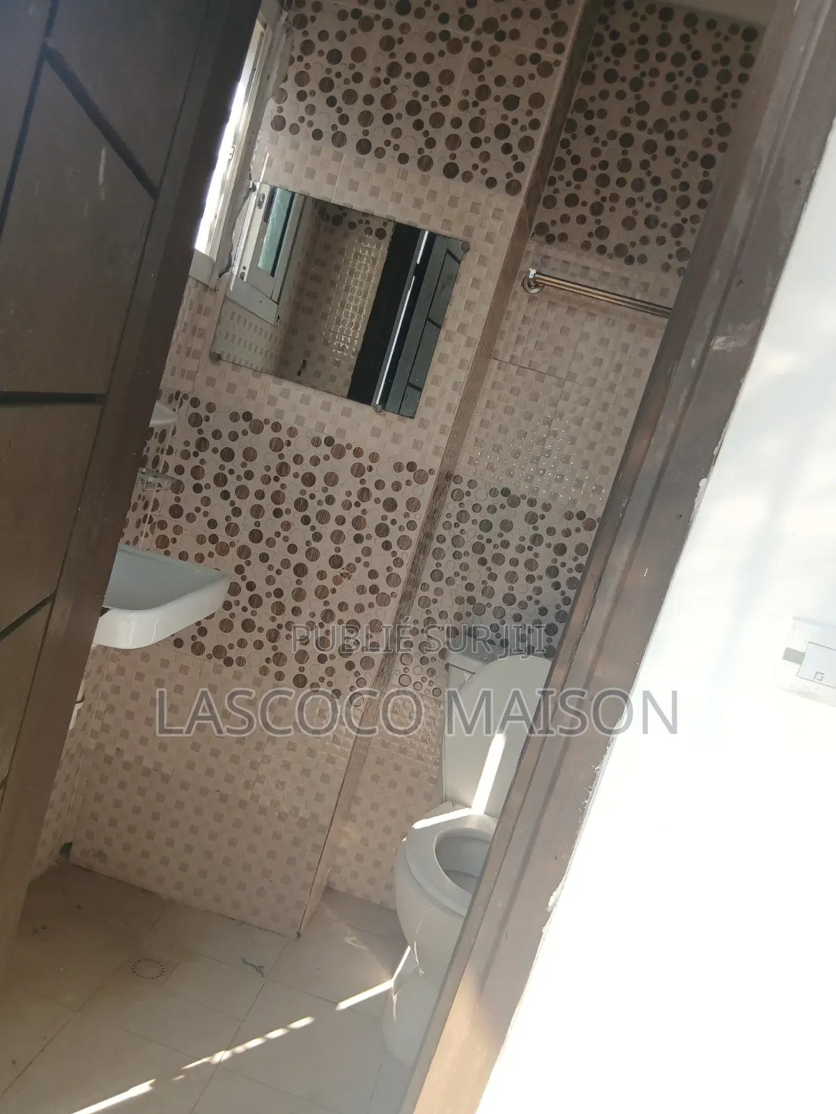 2chbre Appartement dans Lascoco Maison, Cocody à Louer