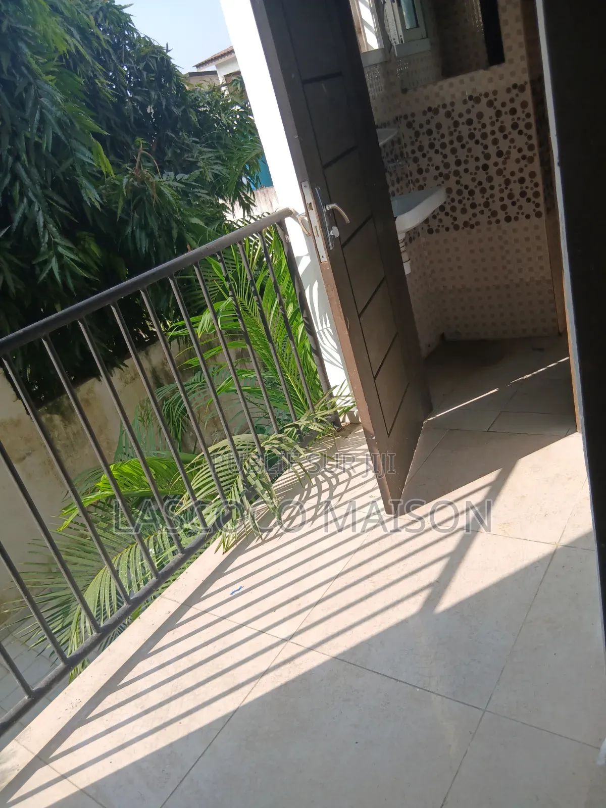 2chbre Appartement dans Lascoco Maison, Cocody à Louer