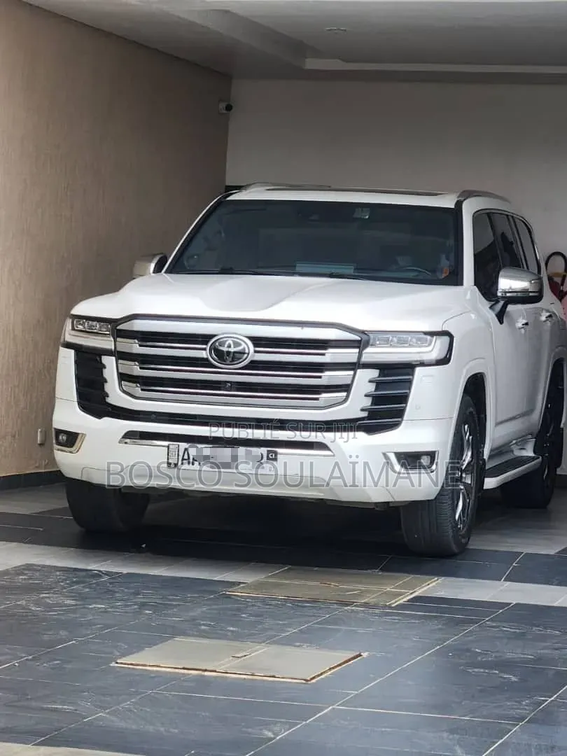 Toyota Land Cruiser 2022 Blanc
