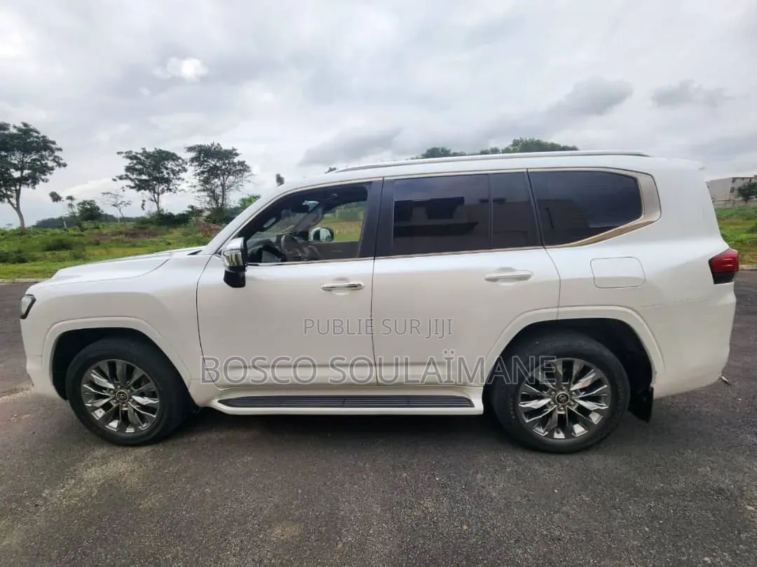 Toyota Land Cruiser 2022 Blanc
