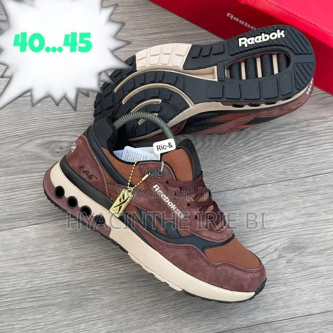 REEBOK Original Qualite Irréprochable P40-45 
Style, Confort