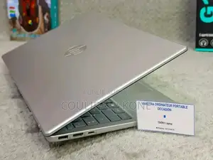 Nouveau HP EliteBook 840 G3 16GB Intel Core i5 eMMC 512GB