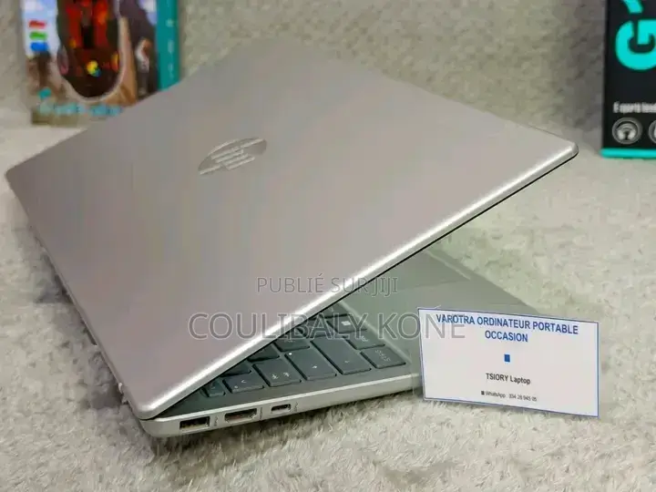 Nouveau HP EliteBook 840 G3 16GB Intel Core i5 eMMC 512GB