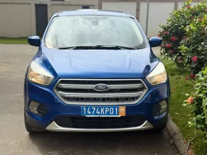 Ford Escape 2018 Bleu