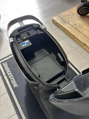 Nouveau Yadea Velax 2025 Noir
