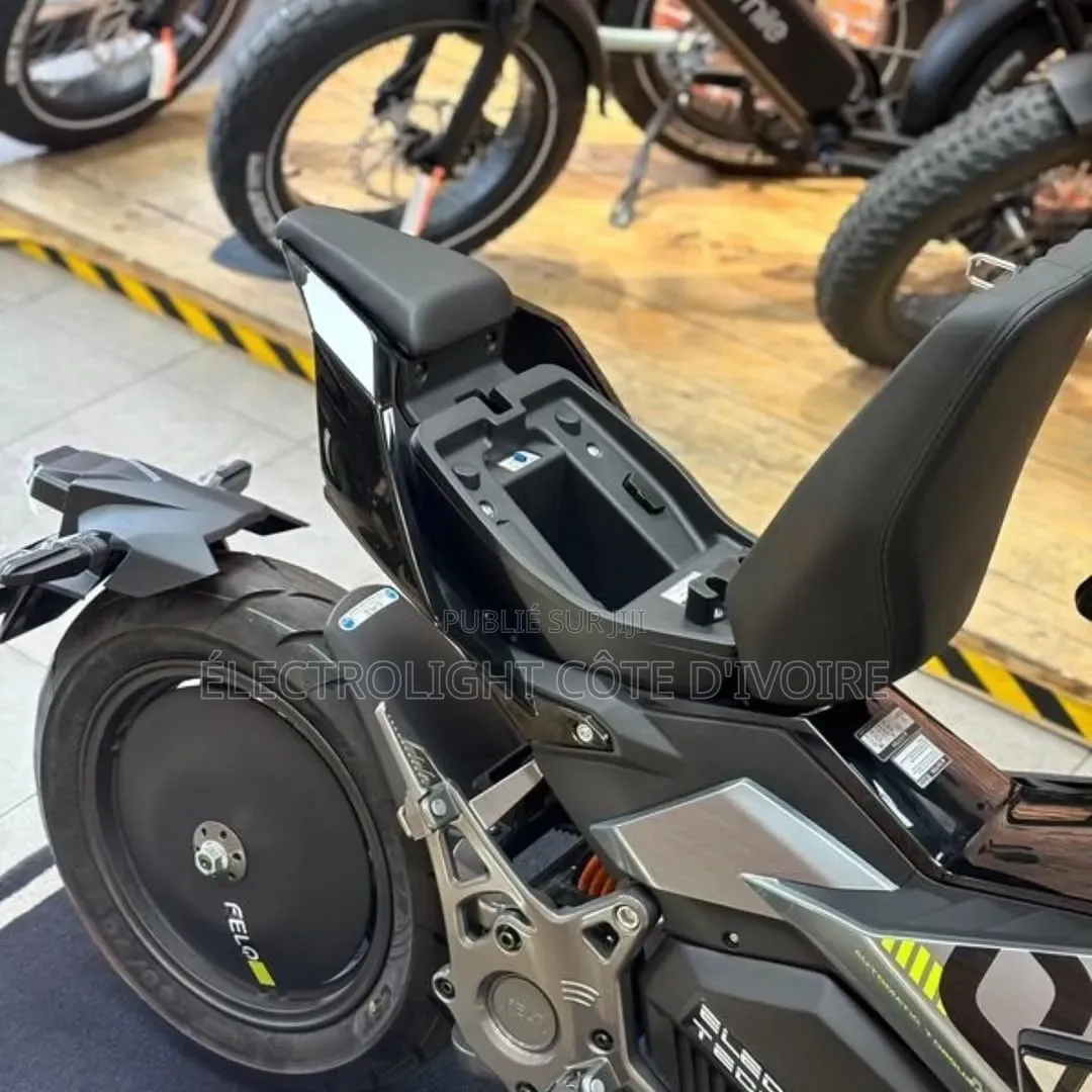Nouveau Yamaha Autre 2022 Gris