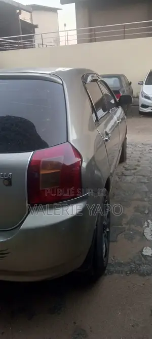 Toyota Corolla 1.4 D-4D Automatic 2005 Gris