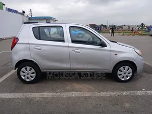Suzuki Alto 2021 Gris