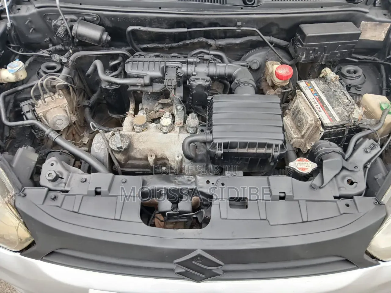 Suzuki Alto 2021 Gris