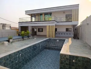 6chbre Duplex dans Cité Diaspora, Cocody à Vendre