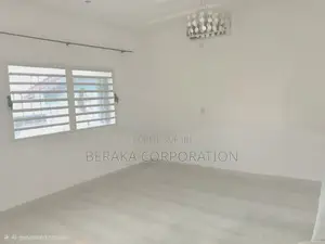 5chbre Duplex dans Beraka Corporation, Cocody à Louer