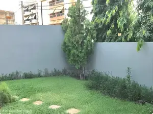 5chbre Duplex dans Beraka Corporation, Cocody à Louer