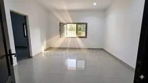 6chbre Duplex dans Beraka Corporation, Cocody à Louer