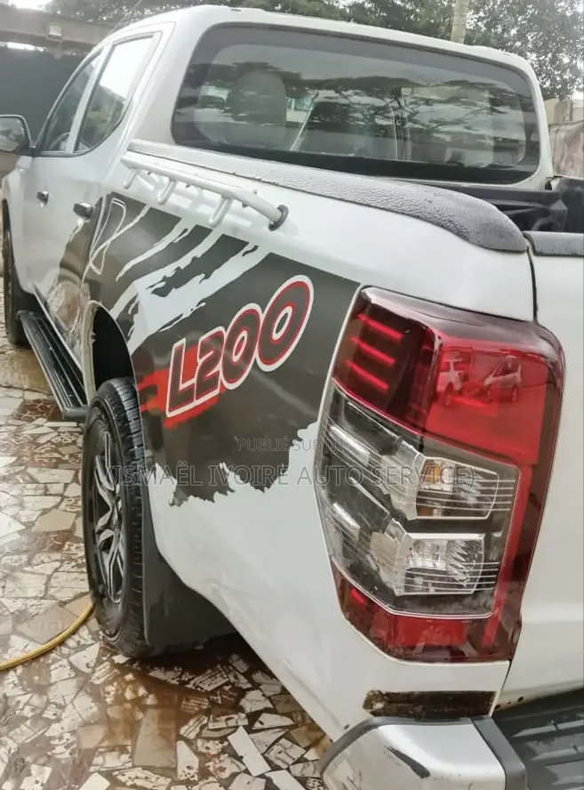 Mitsubishi L200 2020 Blanc