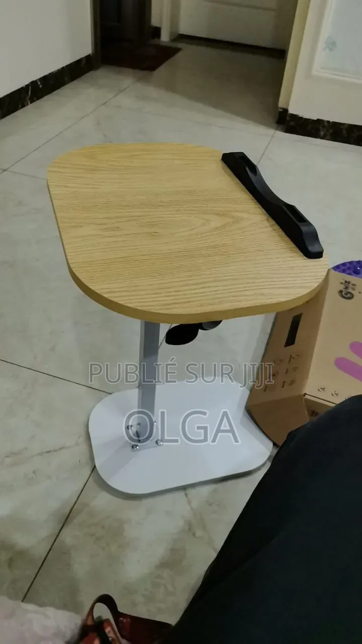 Table d'Appoint Ajustable