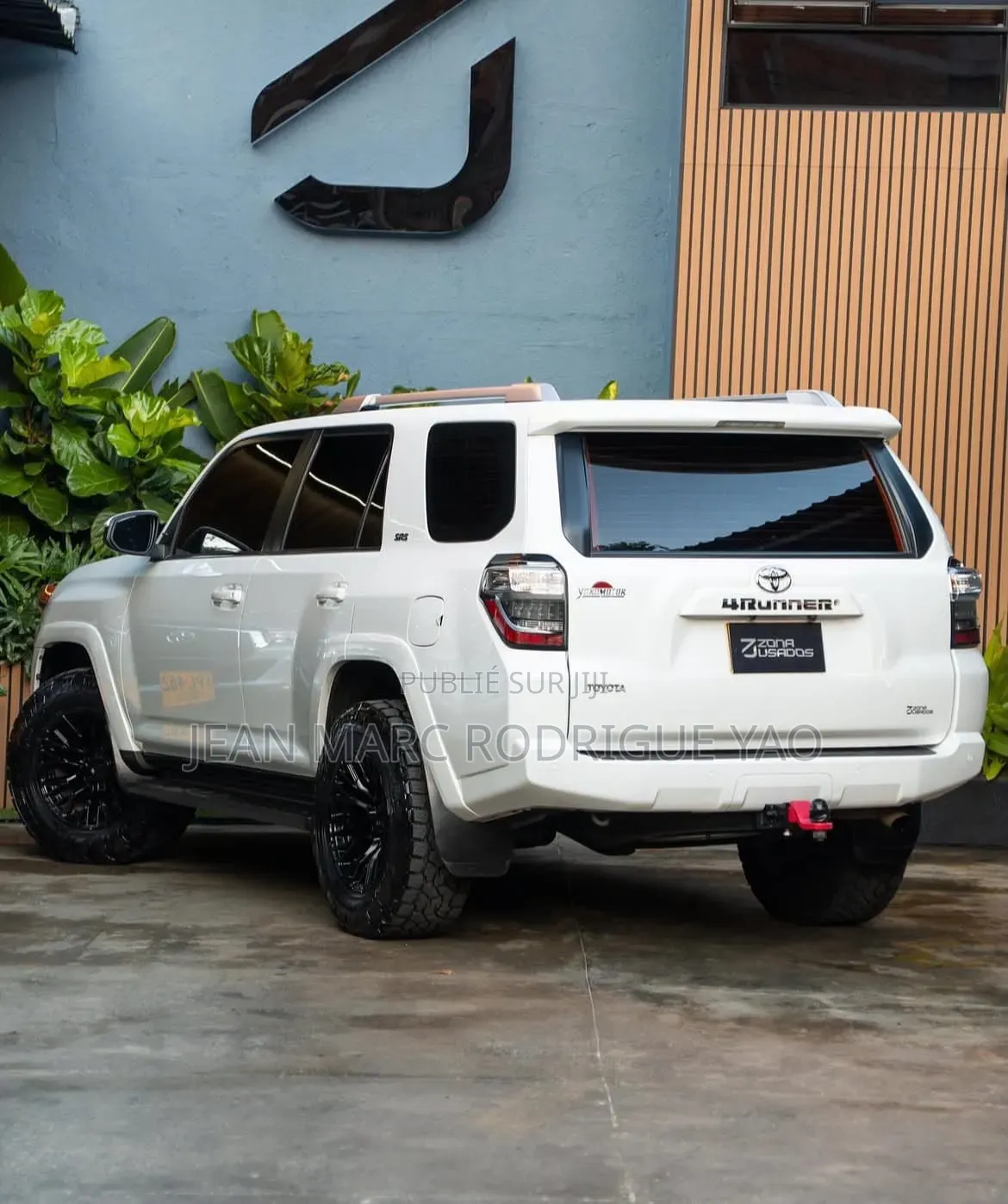 Toyota 4-Runner 2022 Blanc cassé