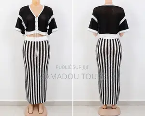 Ensemble Femme en Maille Crochet Noir Blanc –