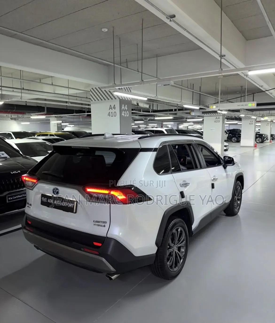 Nouveau Toyota RAV4 2026 Blanc cassé