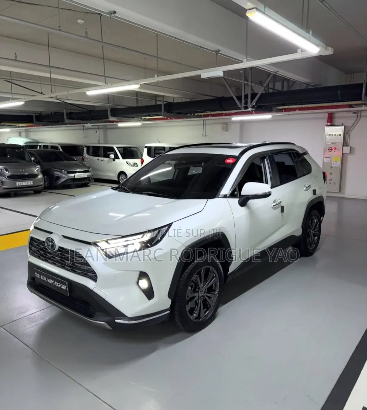 Nouveau Toyota RAV4 2026 Blanc cassé