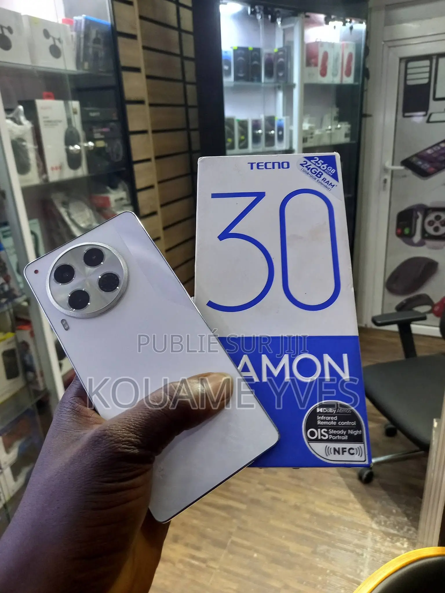 Nouveau Tecno Camon 30 256 GB Noir