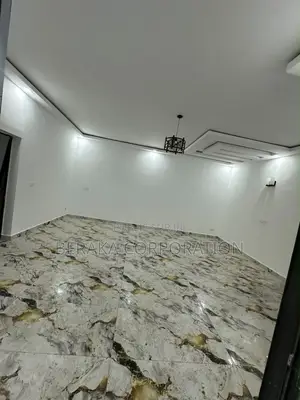 3chbre Appartement dans Beraka Corporation, Cocody à Louer