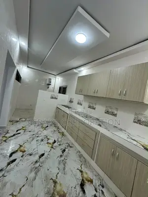 3chbre Appartement dans Beraka Corporation, Cocody à Louer