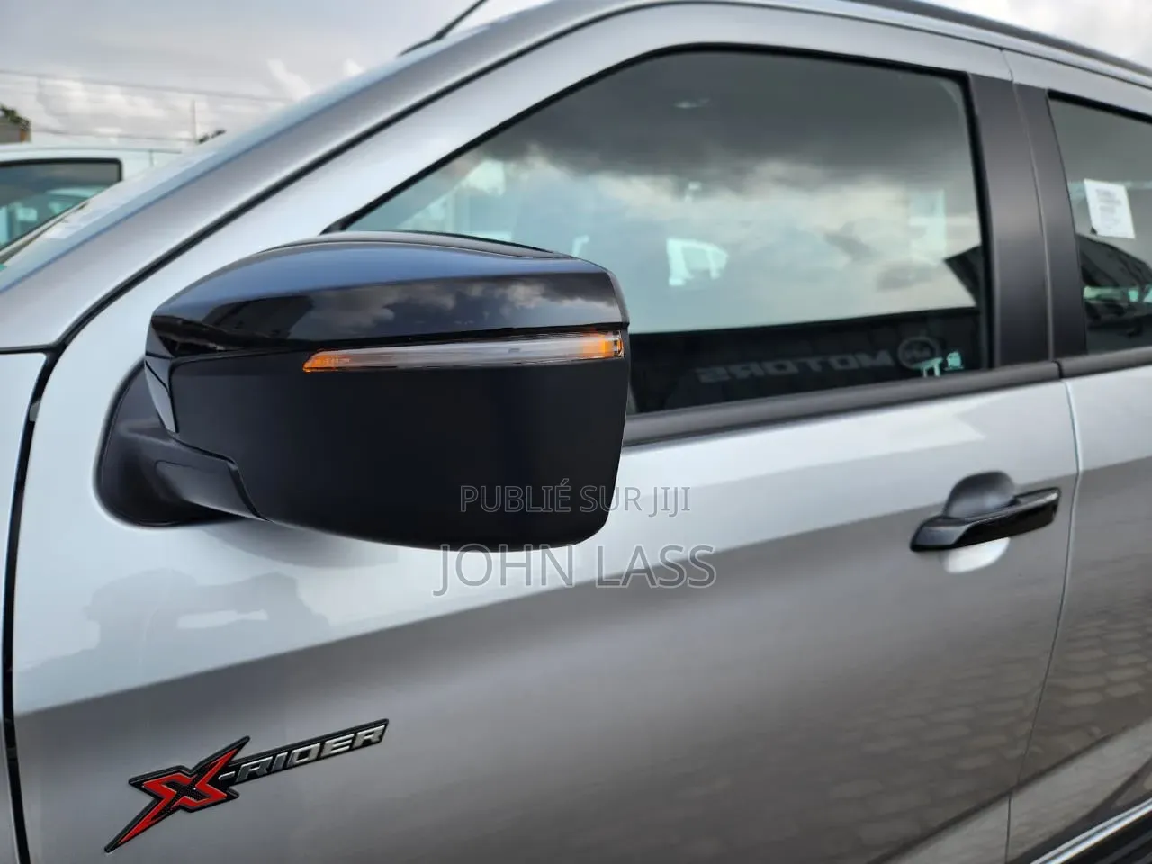 Nouveau Isuzu D-MAX 2026 Gris
