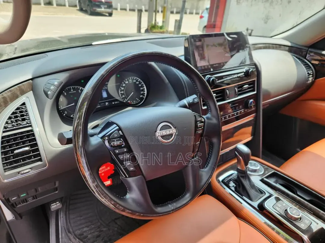 Nissan Patrol 2024 Noir