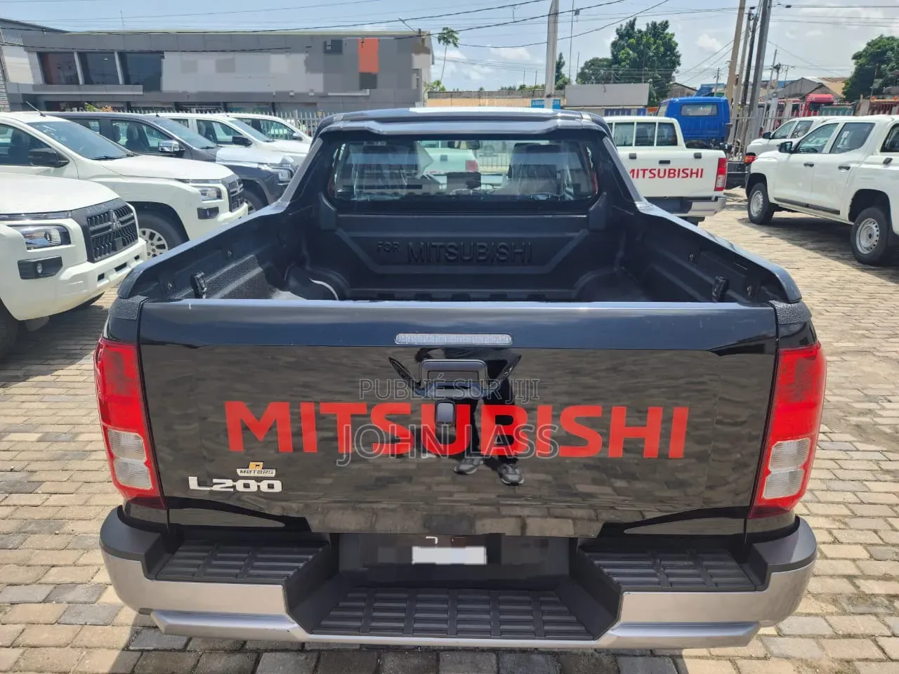 Mitsubishi L200 2025 Noir