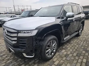 Nouveau Toyota Land Cruiser 2026 Noir