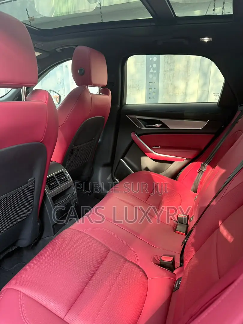 Jaguar F-Pace R-Dynamic S P400 AWD 2025 Blanc