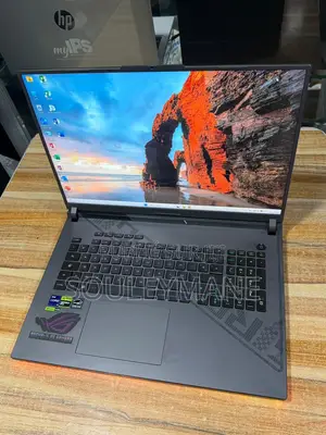 Ordinateur portable Asus ROG Strix G18 32GB Intel Core i9 SSD 2T