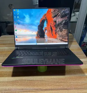 Ordinateur portable Asus ROG Strix G18 32GB Intel Core i9 SSD 2T
