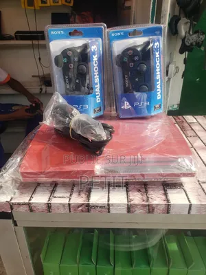 Ps3 Slim Craquer Avec Deux Manettes