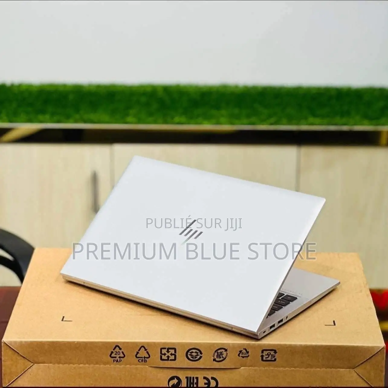 Nouveau HP EliteBook 840 G8 32GB Intel Core i5 SSD 512GB