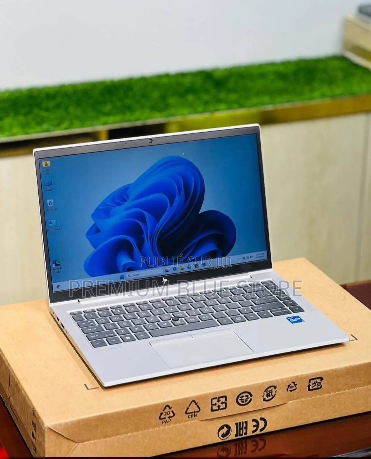 Nouveau HP EliteBook 840 G8 32GB Intel Core i5 SSD 512GB