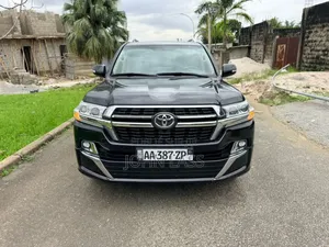 Toyota Land Cruiser 2021 Noir
