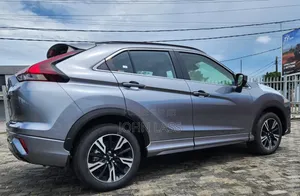 Nouveau Mitsubishi Eclipse Cross 2025 Gris