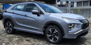 Nouveau Mitsubishi Eclipse Cross 2025 Gris