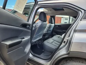Nouveau Mitsubishi Eclipse Cross 2025 Gris